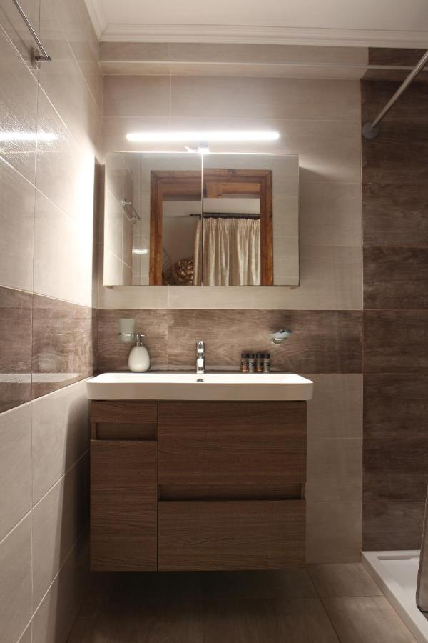 Main Square Apartment Simi Zewnętrze zdjęcie