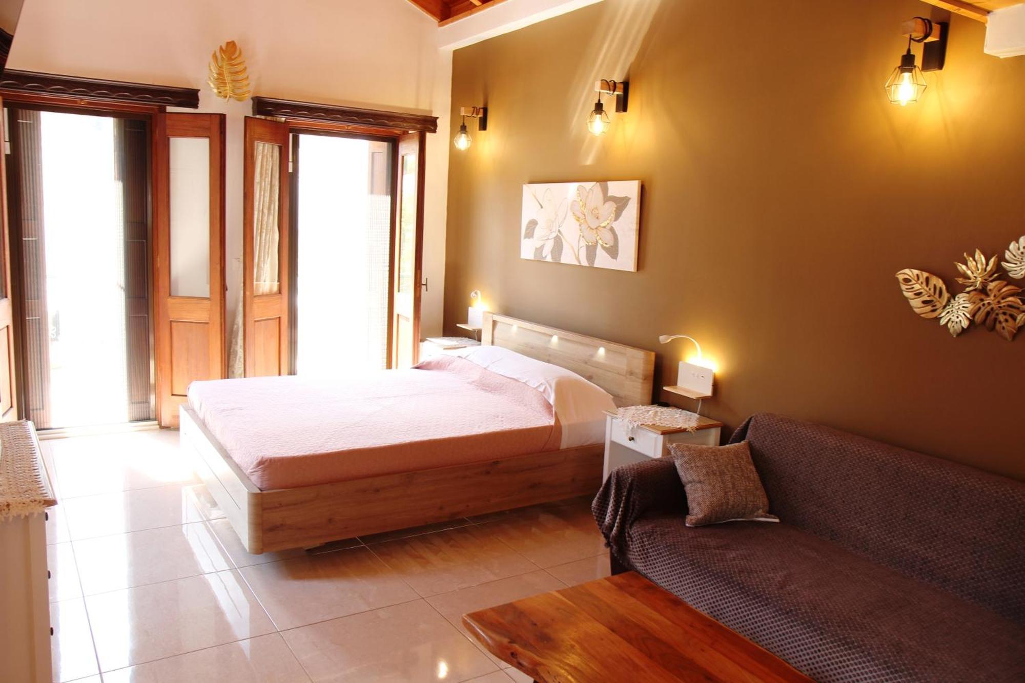 Main Square Apartment Simi Zewnętrze zdjęcie